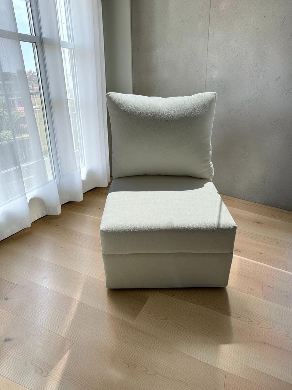 Módulo central de sala modular CASA GARRIDO Muebles modelo Paris en color beige con cojín de respaldo